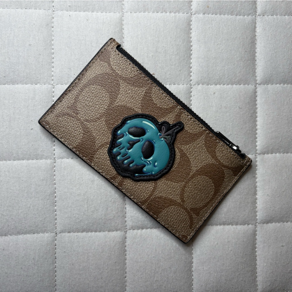 Coach Zip Card Case - Skull Gummy Tan and Blue Wallet